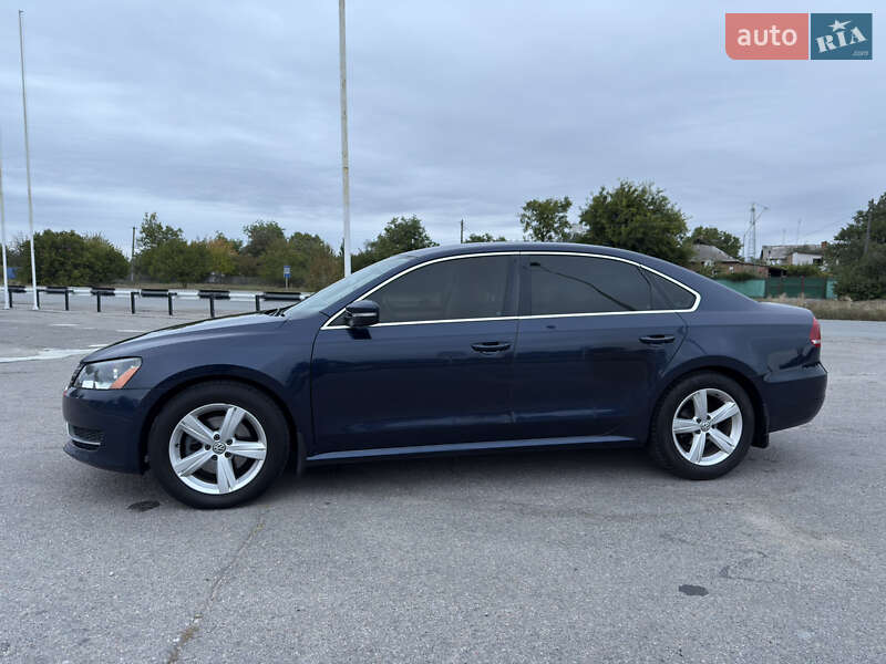 Седан Volkswagen Passat 2012 в Полтаве