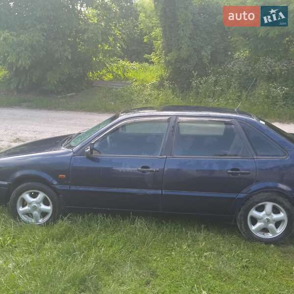 Volkswagen Passat 1995