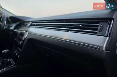 Универсал Volkswagen Passat 2016 в 