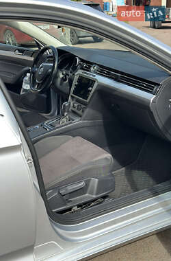 Универсал Volkswagen Passat 2019 в Чернигове