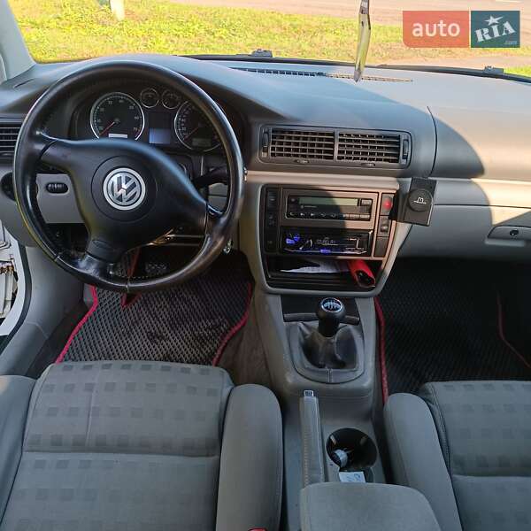 Универсал Volkswagen Passat 2004 в Луцке