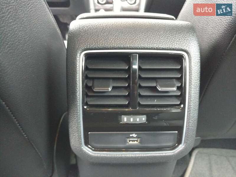 Седан Volkswagen Passat 2018 в Барышевке фото 14 Седан Volkswagen Passat 2018 в Барышевке