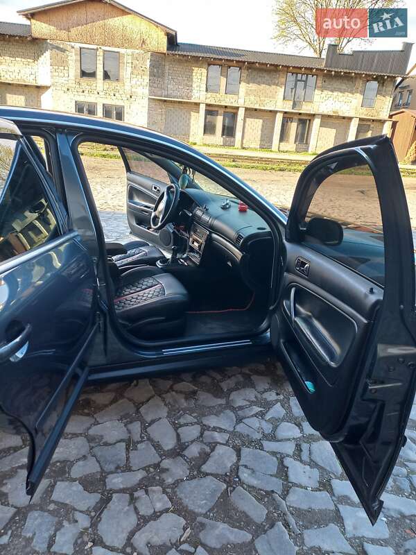 Седан Volkswagen Passat 2003 в Виноградове