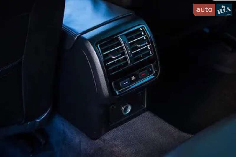 Універсал Volkswagen Passat 2017 в Дніпрі