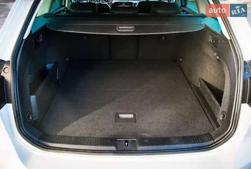 Універсал Volkswagen Passat 2017 в Дніпрі
