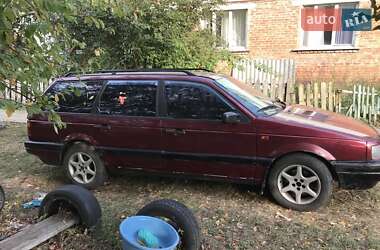 Универсал Volkswagen Passat 1992 в Харькове