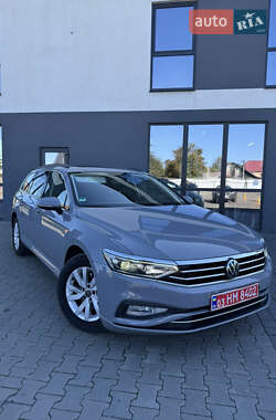 Універсал Volkswagen Passat 2022 в Луцьку