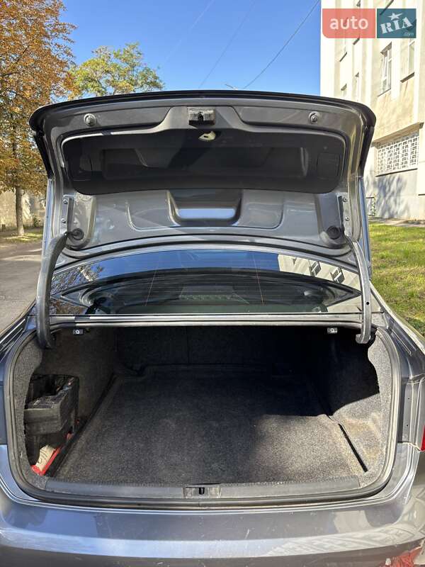 Седан Volkswagen Passat 2012 в Кременчуге фото 21 Седан Volkswagen Passat 2012 в Кременчуге