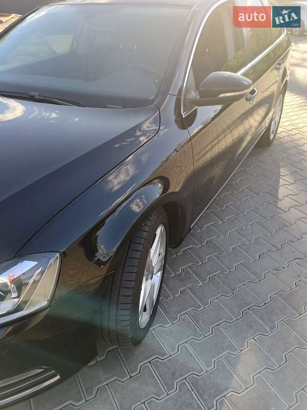 Универсал Volkswagen Passat 2014 в Житомире фото 5 Универсал Volkswagen Passat 2014 в Житомире