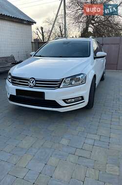 Універсал Volkswagen Passat 2014 в Первомайську