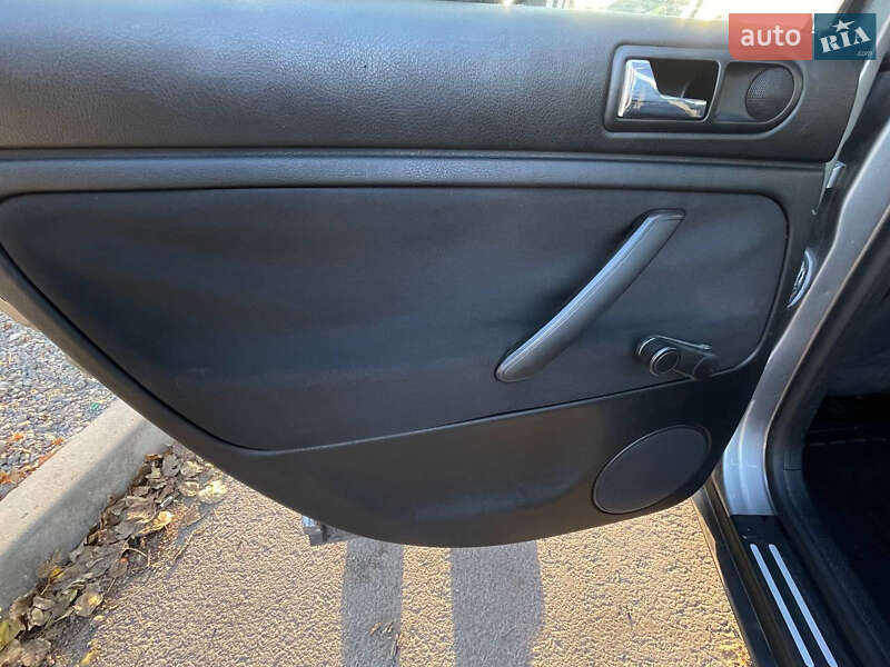 Седан Volkswagen Passat 2001 в Тернополе фото 46 Седан Volkswagen Passat 2001 в Тернополе