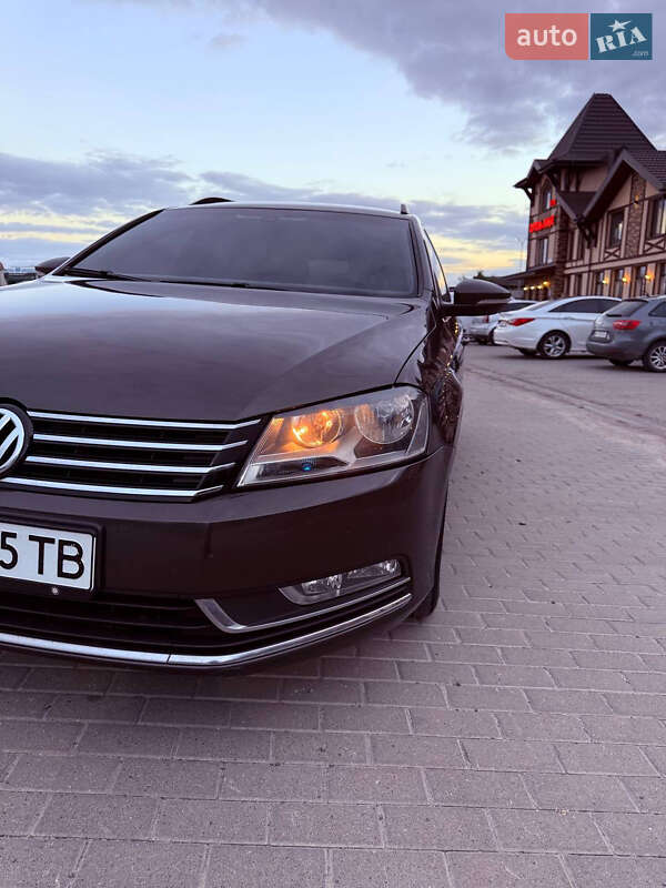 Универсал Volkswagen Passat 2013 в Радехове