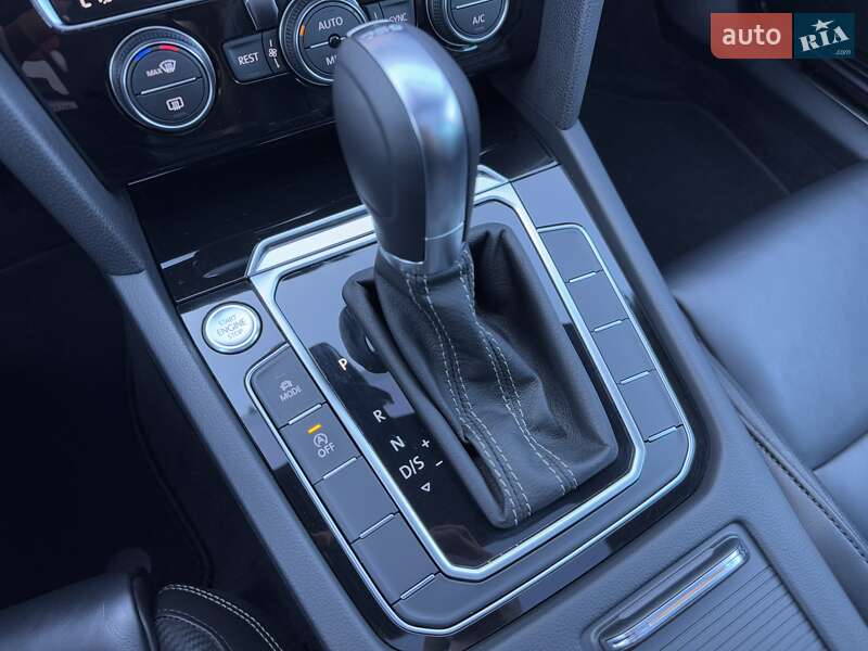 Универсал Volkswagen Passat 2019 в Луцке