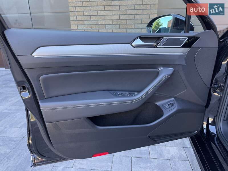 Универсал Volkswagen Passat 2019 в Луцке