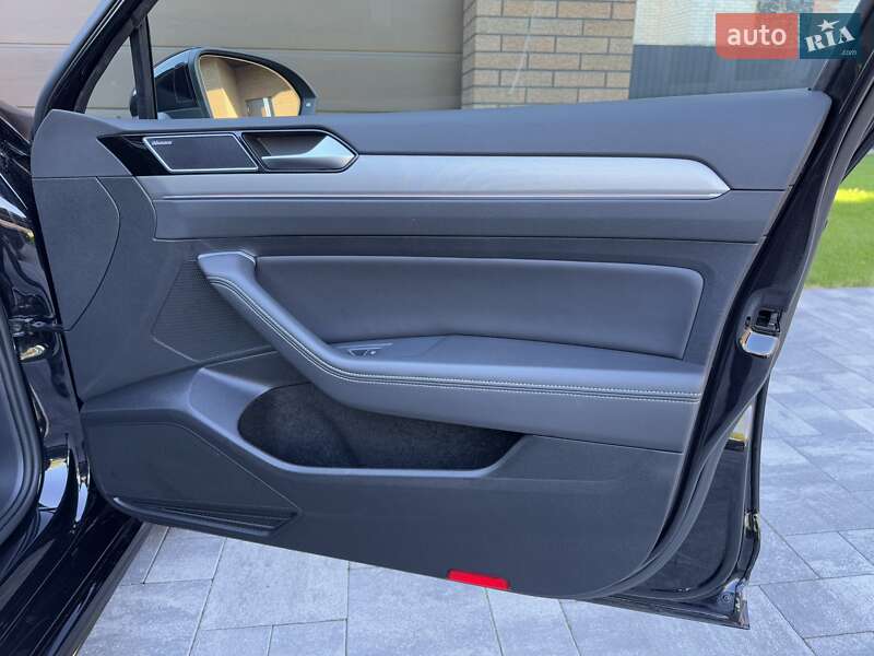 Универсал Volkswagen Passat 2019 в Луцке