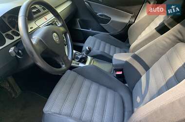 Седан Volkswagen Passat 2008 в 
