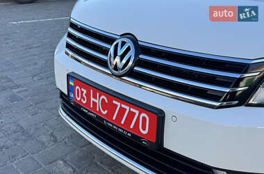 Универсал Volkswagen Passat 2011 в 