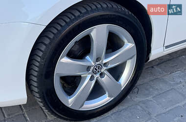 Универсал Volkswagen Passat 2011 в 