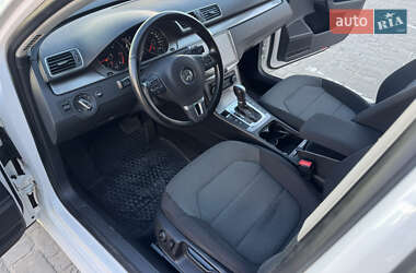 Универсал Volkswagen Passat 2011 в 