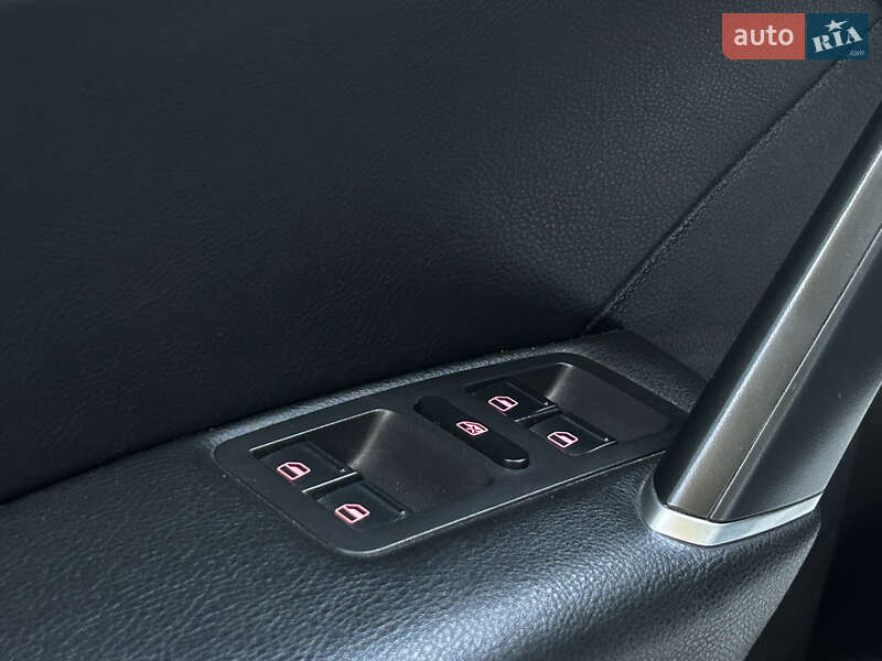 Седан Volkswagen Passat 2021 в Николаеве