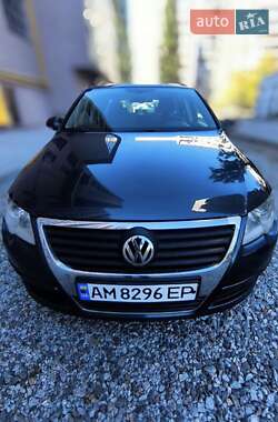 Универсал Volkswagen Passat 2008 в Харькове