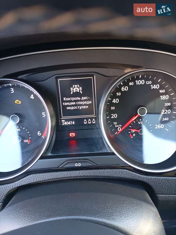 Универсал Volkswagen Passat 2015 в Зборове