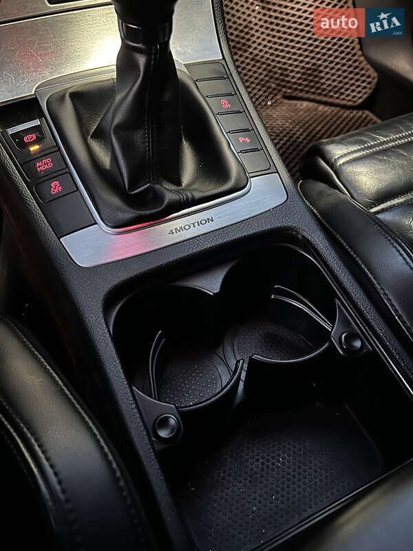 Универсал Volkswagen Passat 2011 в Косове