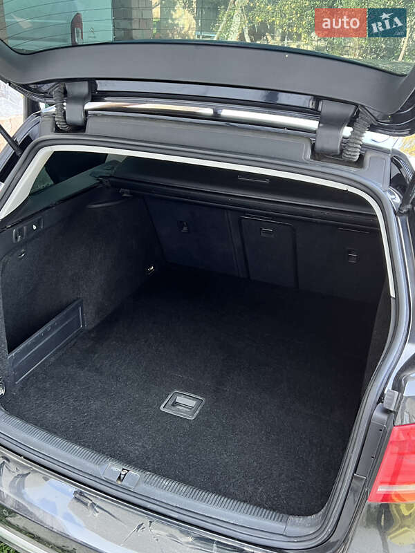 Универсал Volkswagen Passat 2011 в Косове