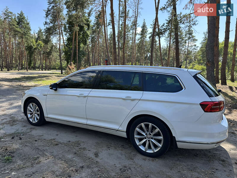 Універсал Volkswagen Passat 2015 в Кропивницькому