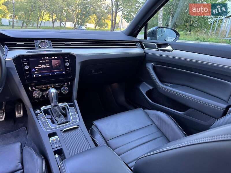 Седан Volkswagen Passat 2019 в Каменец-Подольском