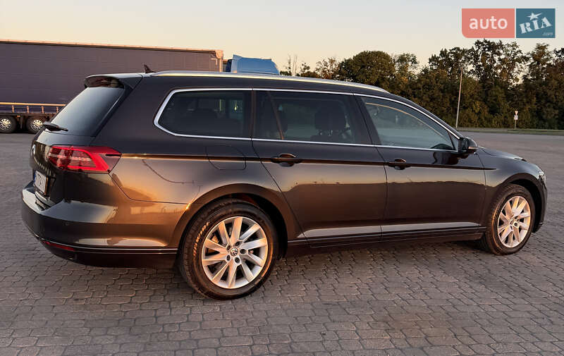 Универсал Volkswagen Passat 2018 в Радивилове
