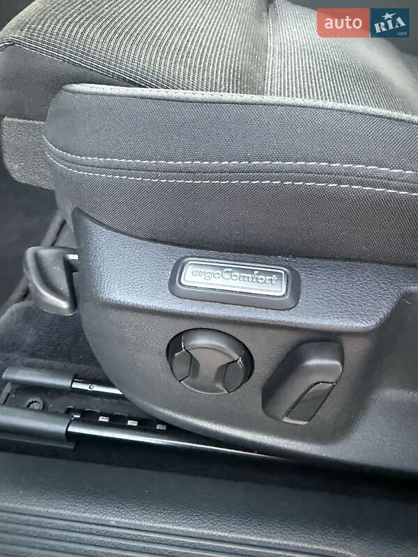 Универсал Volkswagen Passat 2018 в Радивилове