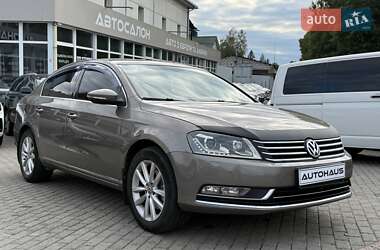 Седан Volkswagen Passat 2011 в Житомирі