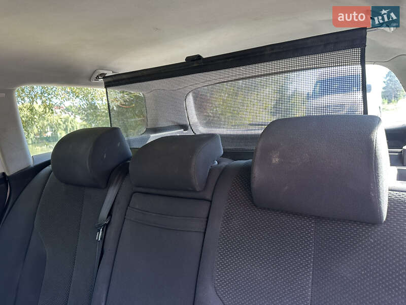 Универсал Volkswagen Passat 2006 в Умани