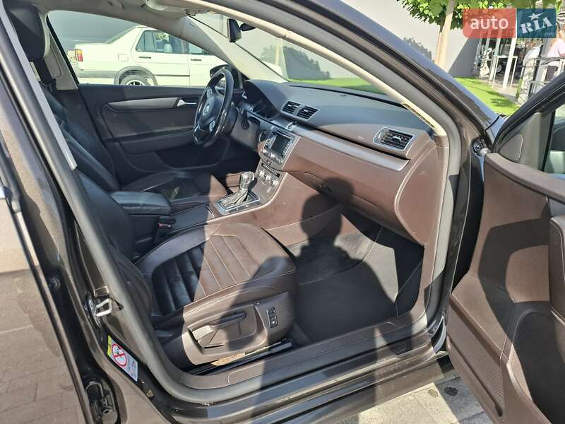 Универсал Volkswagen Passat 2012 в Луцке фото 9 Универсал Volkswagen Passat 2012 в Луцке