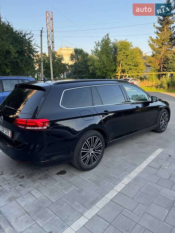 Универсал Volkswagen Passat 2015 в Ивано-Франковске