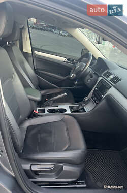 Седан Volkswagen Passat 2012 в 