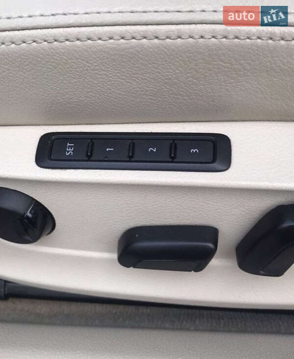 Седан Volkswagen Passat 2012 в Луцке