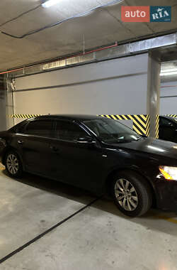Седан Volkswagen Passat 2014 в 