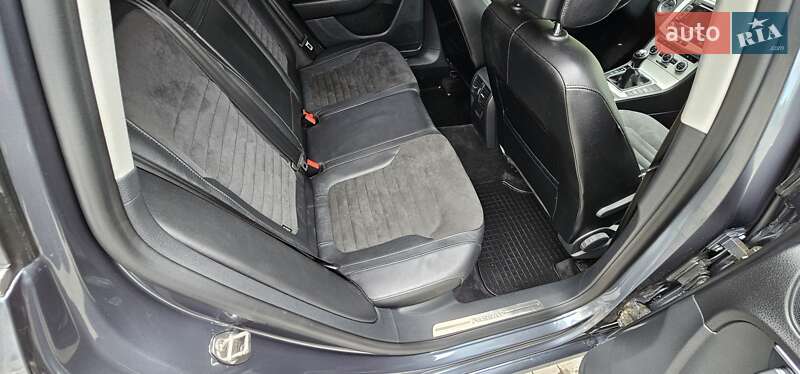 Універсал Volkswagen Passat 2013 в Богородчанах