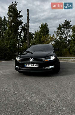 Седан Volkswagen Passat 2014 в Харкові