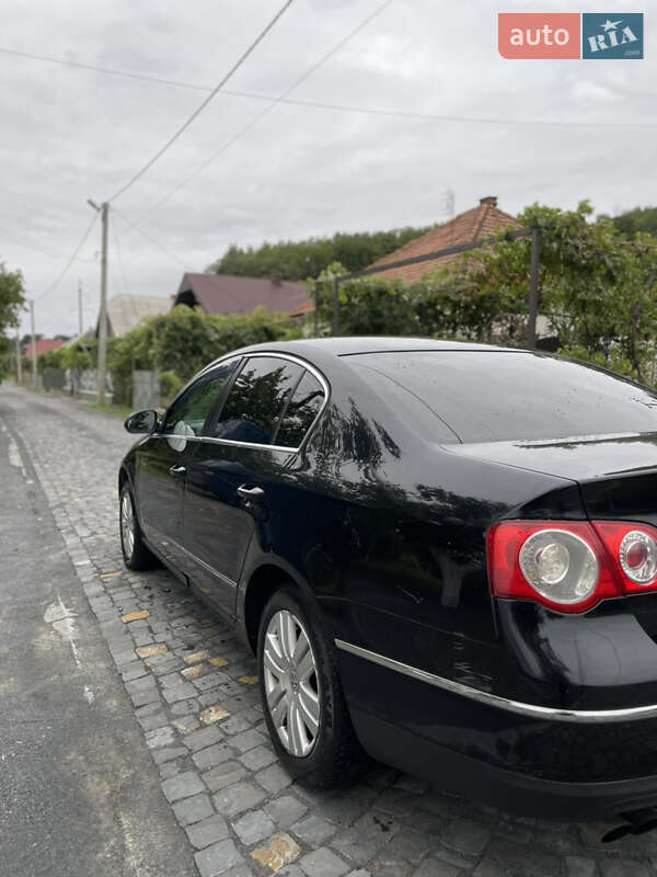 Седан Volkswagen Passat 2005 в Мукачево