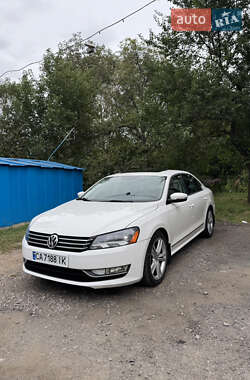 Седан Volkswagen Passat 2015 в Умани