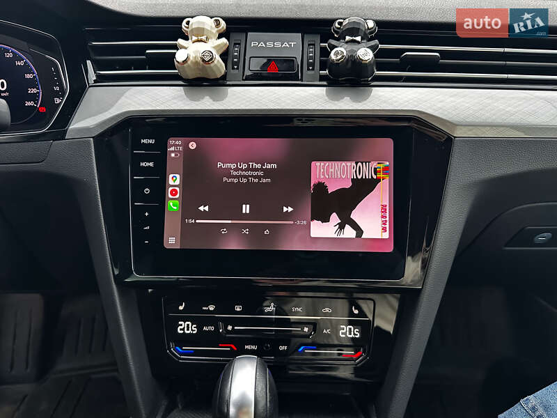 Універсал Volkswagen Passat 2021 в Житомирі