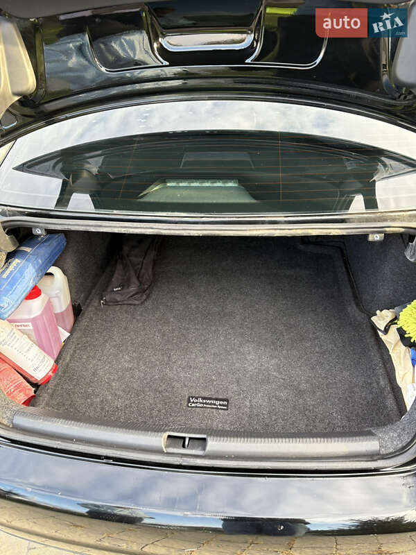 Седан Volkswagen Passat 2012 в Івано-Франківську