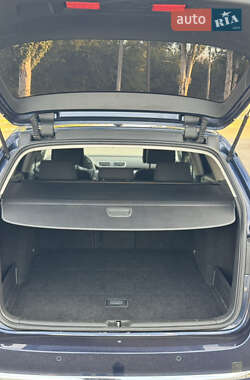 Универсал Volkswagen Passat 2012 в 