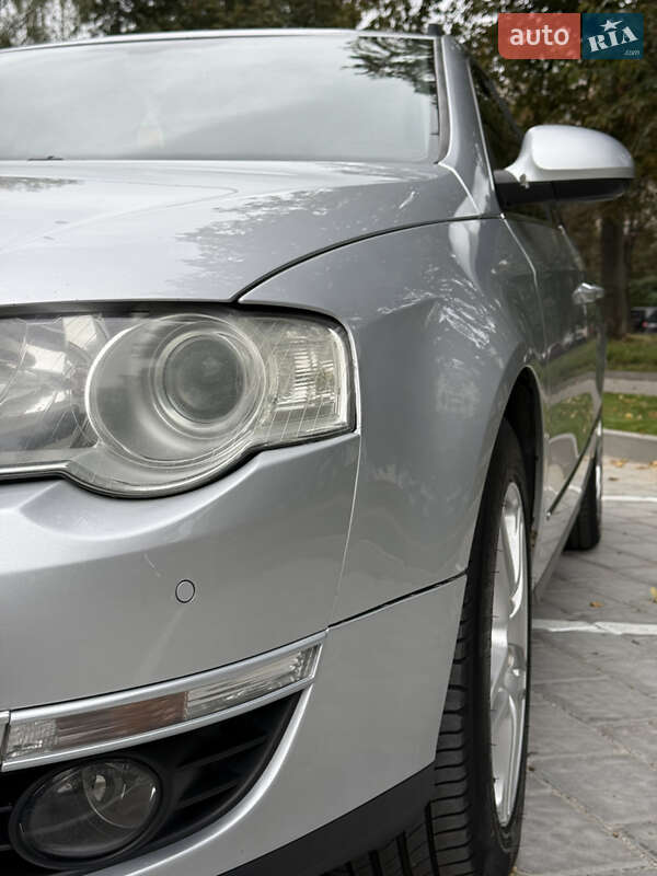 Универсал Volkswagen Passat 2009 в Ровно