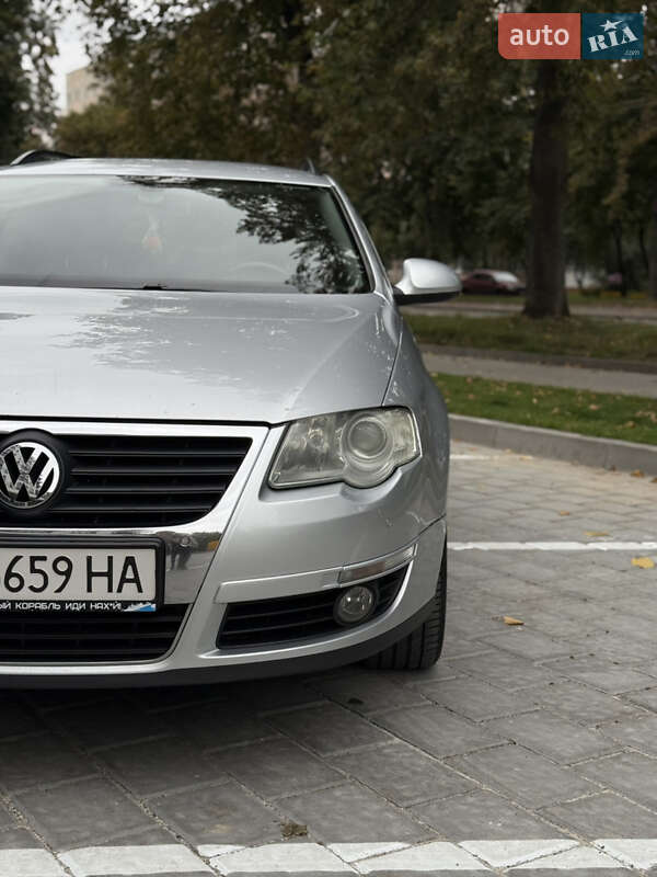 Универсал Volkswagen Passat 2009 в Ровно