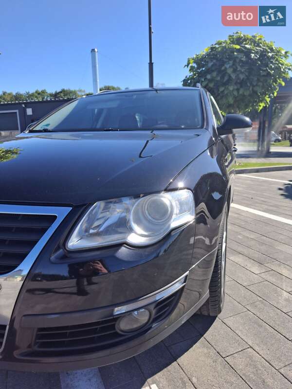 Универсал Volkswagen Passat 2010 в Луцке