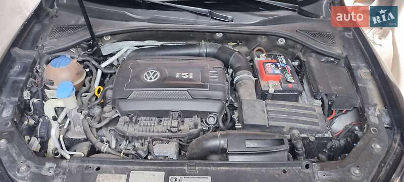 Седан Volkswagen Passat 2014 в Харькове